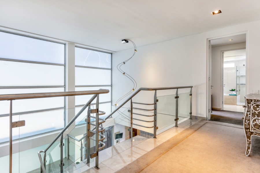 To Let 5 Bedroom Property for Rent in Camps Bay Western Cape